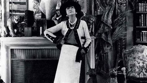 shapeless silhouette coco chanel|coco chanel fashion style.